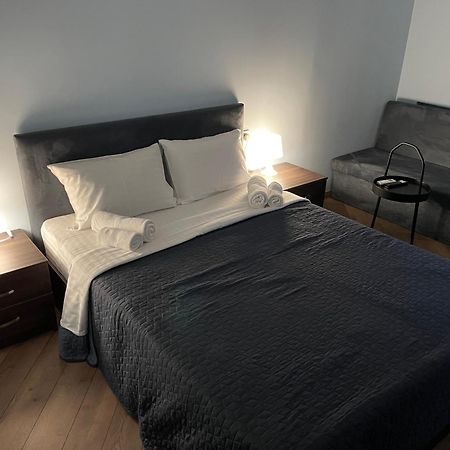 Yerevan Downtown Luxe Apartment Exterior photo