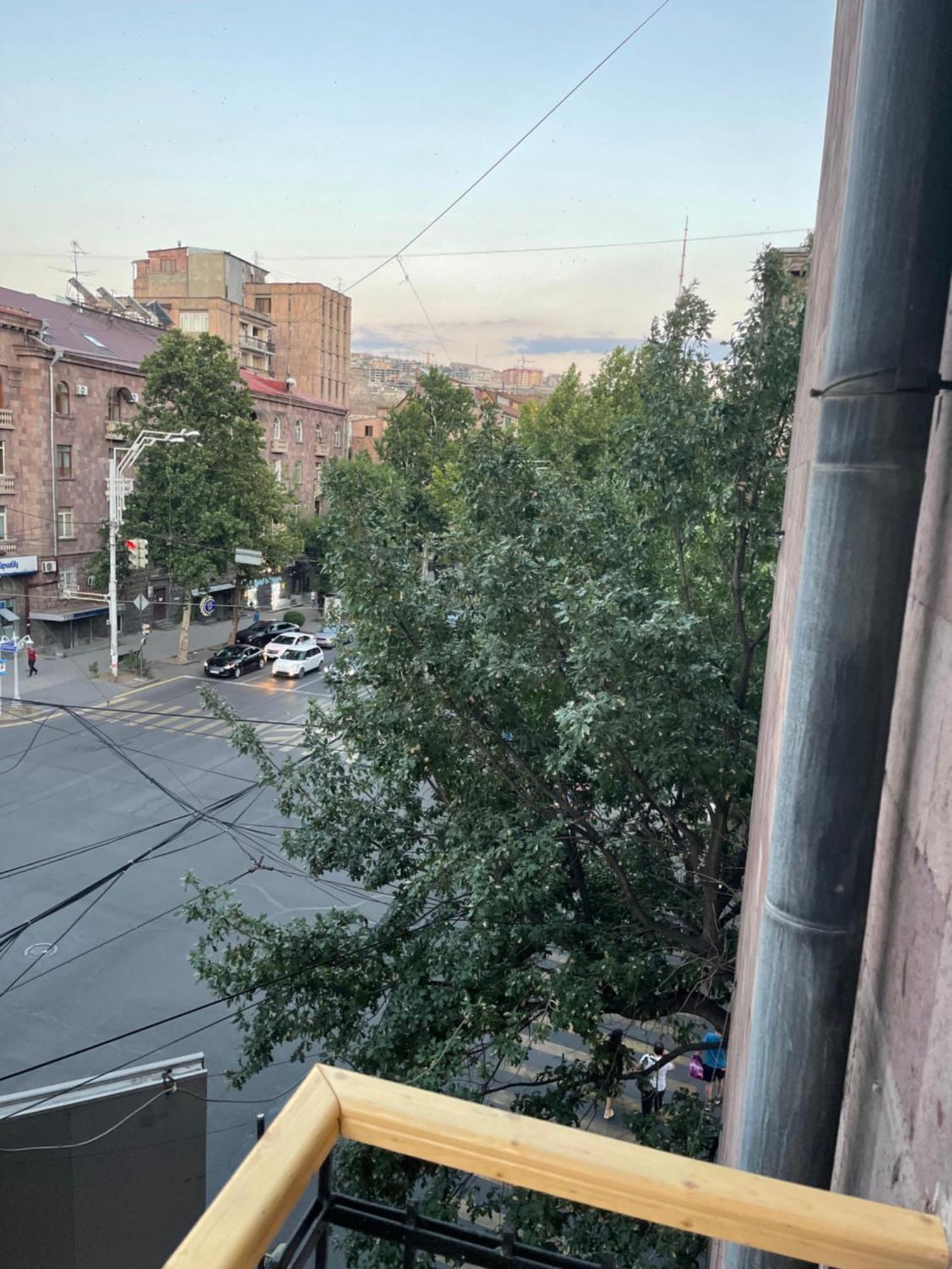 Yerevan Downtown Luxe Apartment Exterior photo