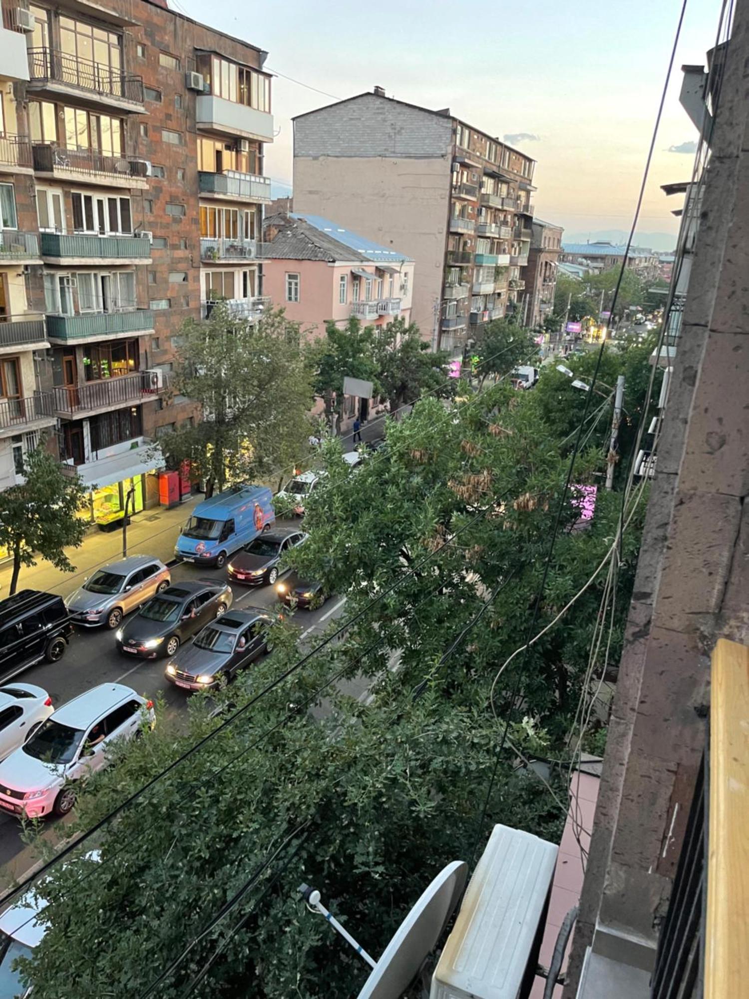 Yerevan Downtown Luxe Apartment Exterior photo