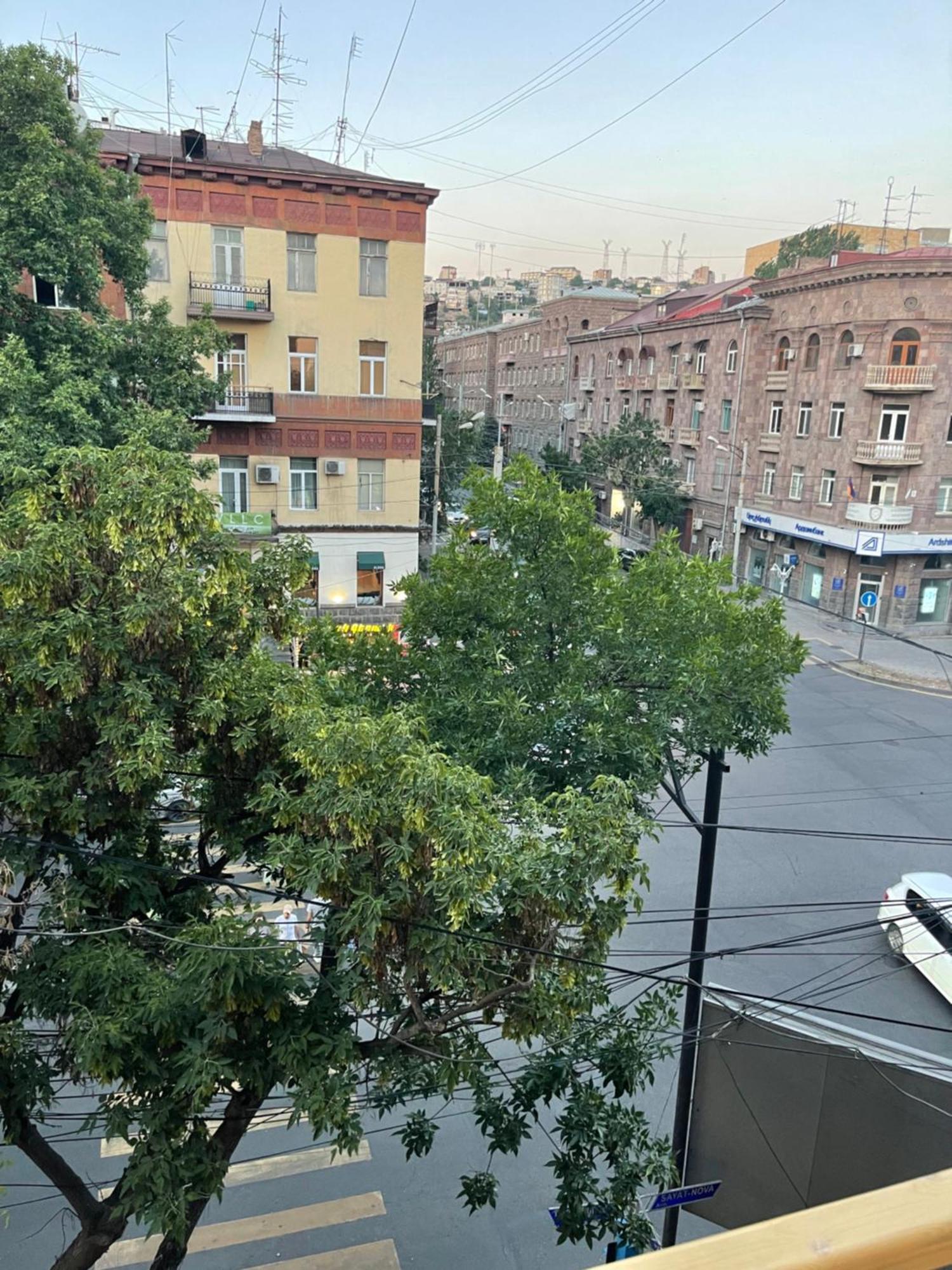 Yerevan Downtown Luxe Apartment Exterior photo